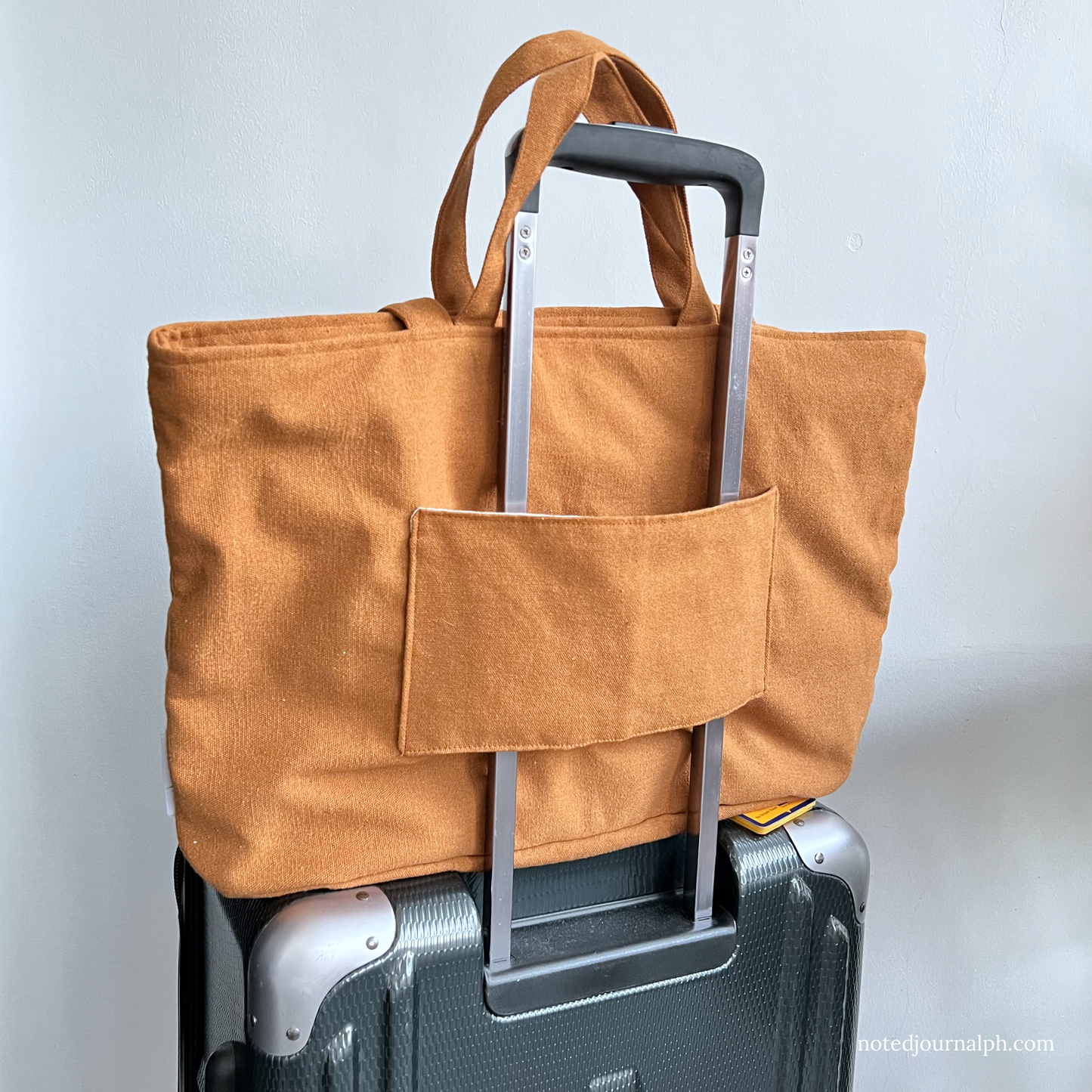 The Wander Tote