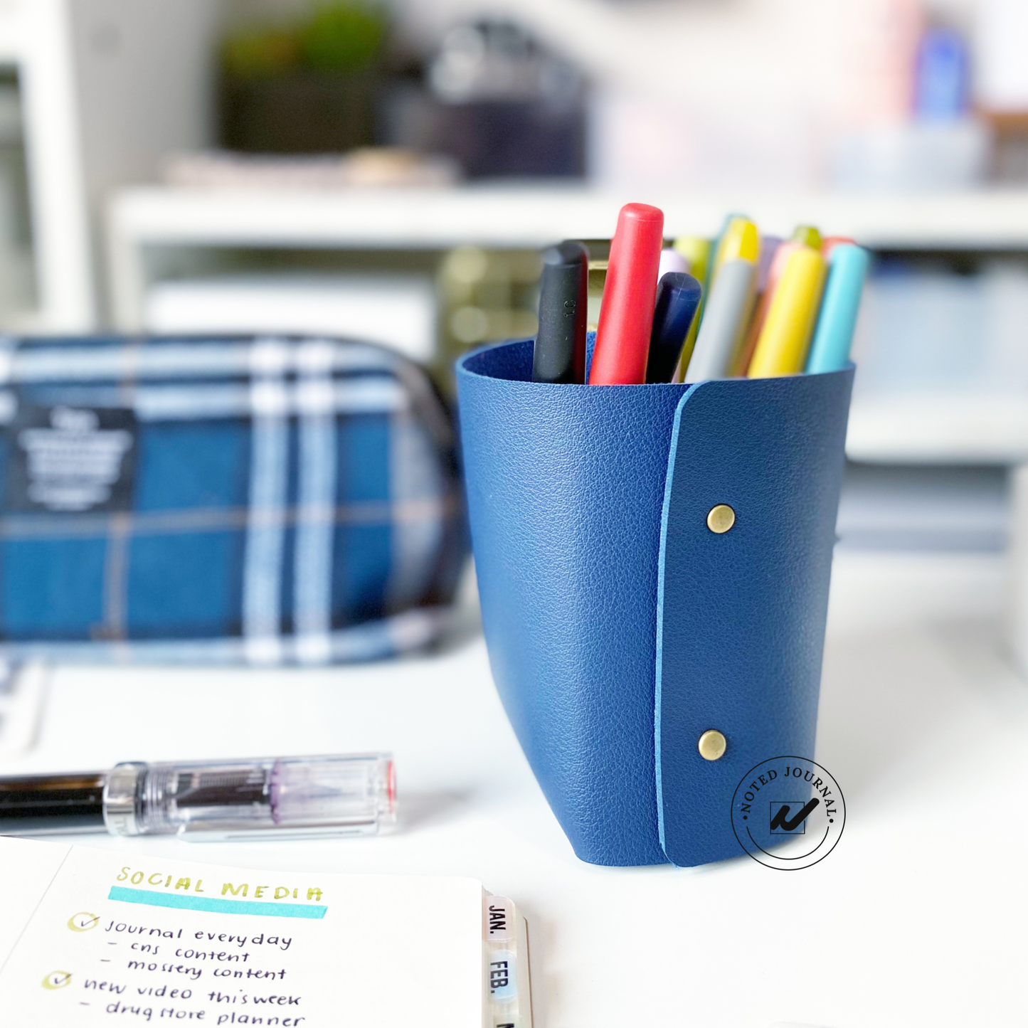 Desktop Pen Holder