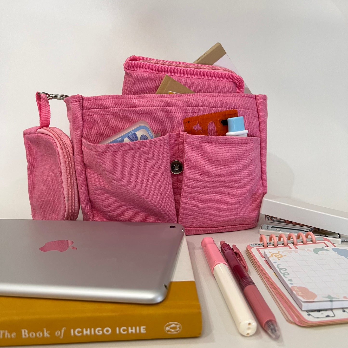 The Noted Pouch ~ Sling
